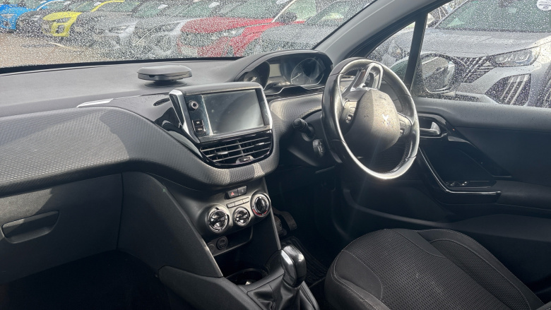 Peugeot 208 1.2 PureTech 82 Allure 5dr Petrol Hatchback